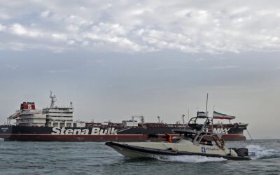 La Guardia Revolucionaria iraní permite el tránsito de 26 buques por Ormuz en 24 horas.
