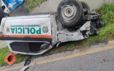 Tres policías heridos en Colombia por ataque con disparos y explosivos atribuido al ELN