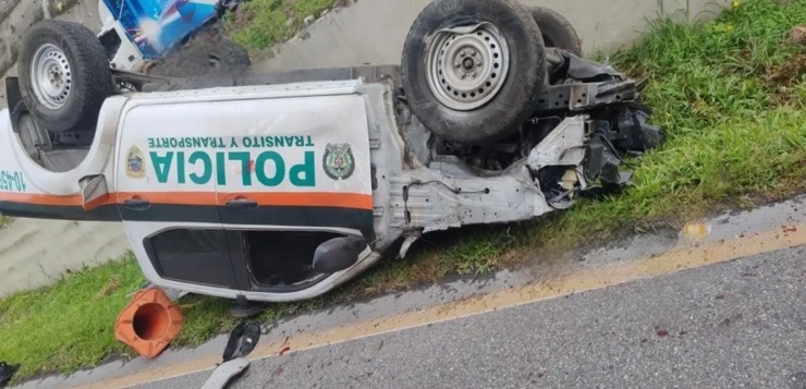 Tres policías heridos en Colombia por ataque con disparos y explosivos atribuido al ELN