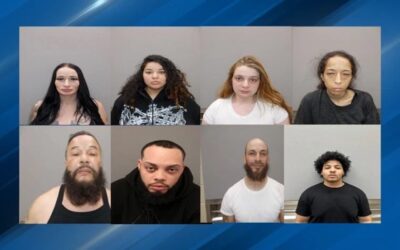 Policía Estatal RI anuncia el arresto de 8 personas con cargos trata de menores con fines explotación sexual.
