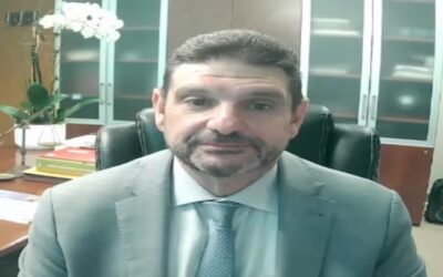 “Se aprovechan de la necesidad ajena”: abogados denuncian que estafadores roban sus identidades para fraudes migratorios