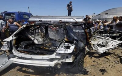 Ataques israelíes dejan tres muertos en Gaza, negociaciones para una tregua se estancan.