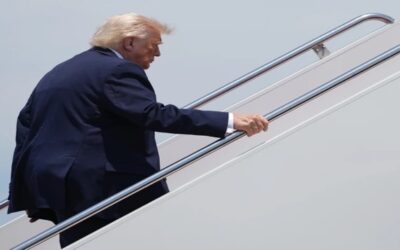 Juez federal anula política migratoria de Trump que afectaba a inmigrantes de 39 países