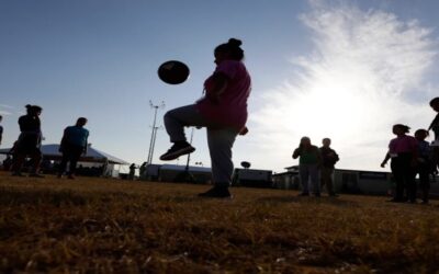 Grupos jurídicos que ayudan a niños migrantes en EEUU dicen recibir visitas intimidatorias del ICE
