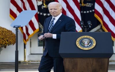 Hillary Clinton dice que Biden cometió un «terrible error» al no retirarse antes
