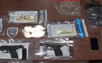 En Woonsocket, 3 hombres arrestados con cargos de drogas y armas.
