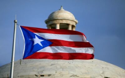 Renuncian dos altos funcionarios en Puerto Rico entre acusaciones de corrupción