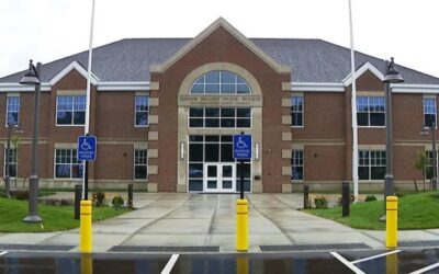 Inauguran en West Greenwich nuevo cuartel de la Policía Estatal de Rhode Island