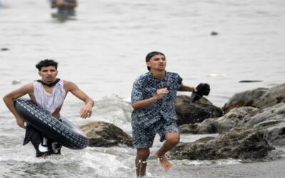 Trump ataca a Sánchez por el caos en Ceuta y advierte que a EE.UU. le pasará lo mismo “en tres años” si vuelven los demócratas