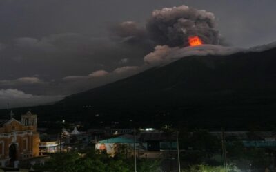Guatemala en alerta por el incremento de actividad en el Volcán de Fuego