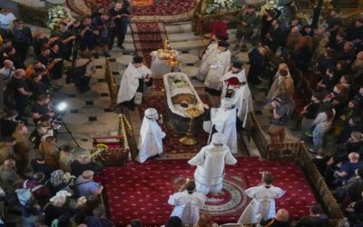 Ucrania honra a “recolector de almas”, que murió recuperando cadáveres de guerra.