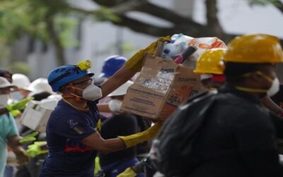 Gobierno colombiano ajusta cifra de víctimas del sismo; van 289 fallecidos y 143 desaparecidos