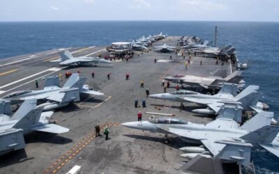 Llega el USS George Washington al Mar Arábigo tras crisis de salud mental en el USS Abraham Lincoln.
