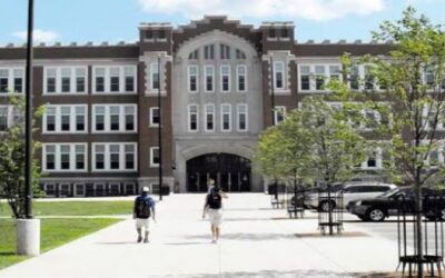 Alertados por FBI, policía Providence arresta estudiante Central High School por amenazas en redes sociales.