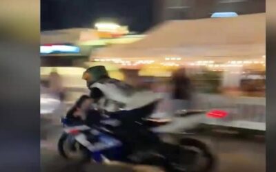 Motociclista comparece en corte en conexión con incidente en vecindario de Federal Hill.