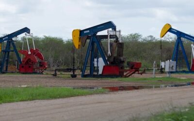 Trump presume de tener acceso a 65.000 millones de barriles de petróleo venezolano en un acuerdo que, según él, hará bajar mucho los precios de la gasolina.