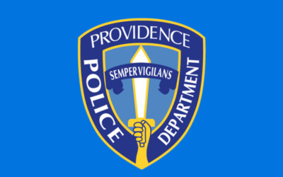 Policía Providence investiga las circunstancias del deceso de una mujer encontrada en estacionamiento del campus Rhode Island College.