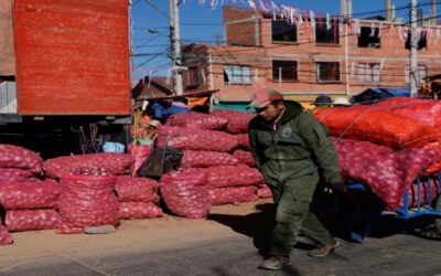 Cocaleros afines a Evo Morales desafían estado de excepción para protestar contra el gobierno