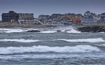Nor’easter amenaza la Costa Este con inundaciones y fuertes olas.