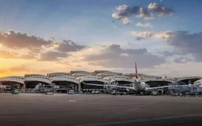 El aeropuerto de Riad cierra tras el ataque y Trump ve posible el apoyo de EE.UU. a Arabia Saudí en Yemen