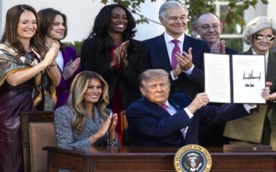 Trump y Melania lanzan una iniciativa para impulsar investigación sobre salud de la mujer